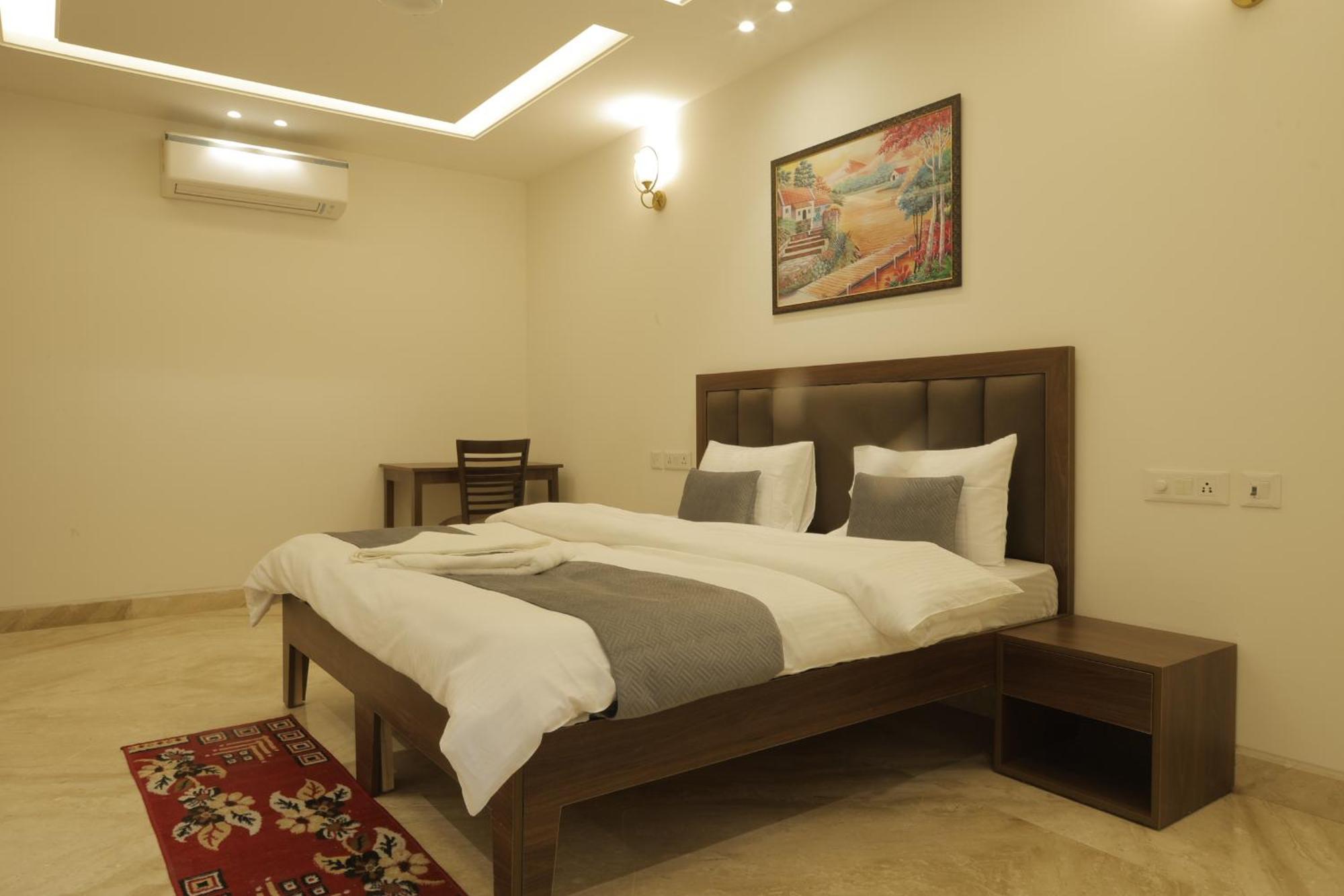 Under My Roof Superio Bed and Breakfast Νέο Δελχί Εξωτερικό φωτογραφία