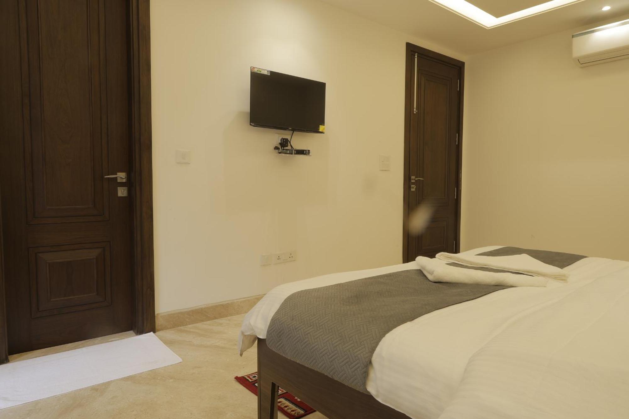 Under My Roof Superio Bed and Breakfast Νέο Δελχί Εξωτερικό φωτογραφία
