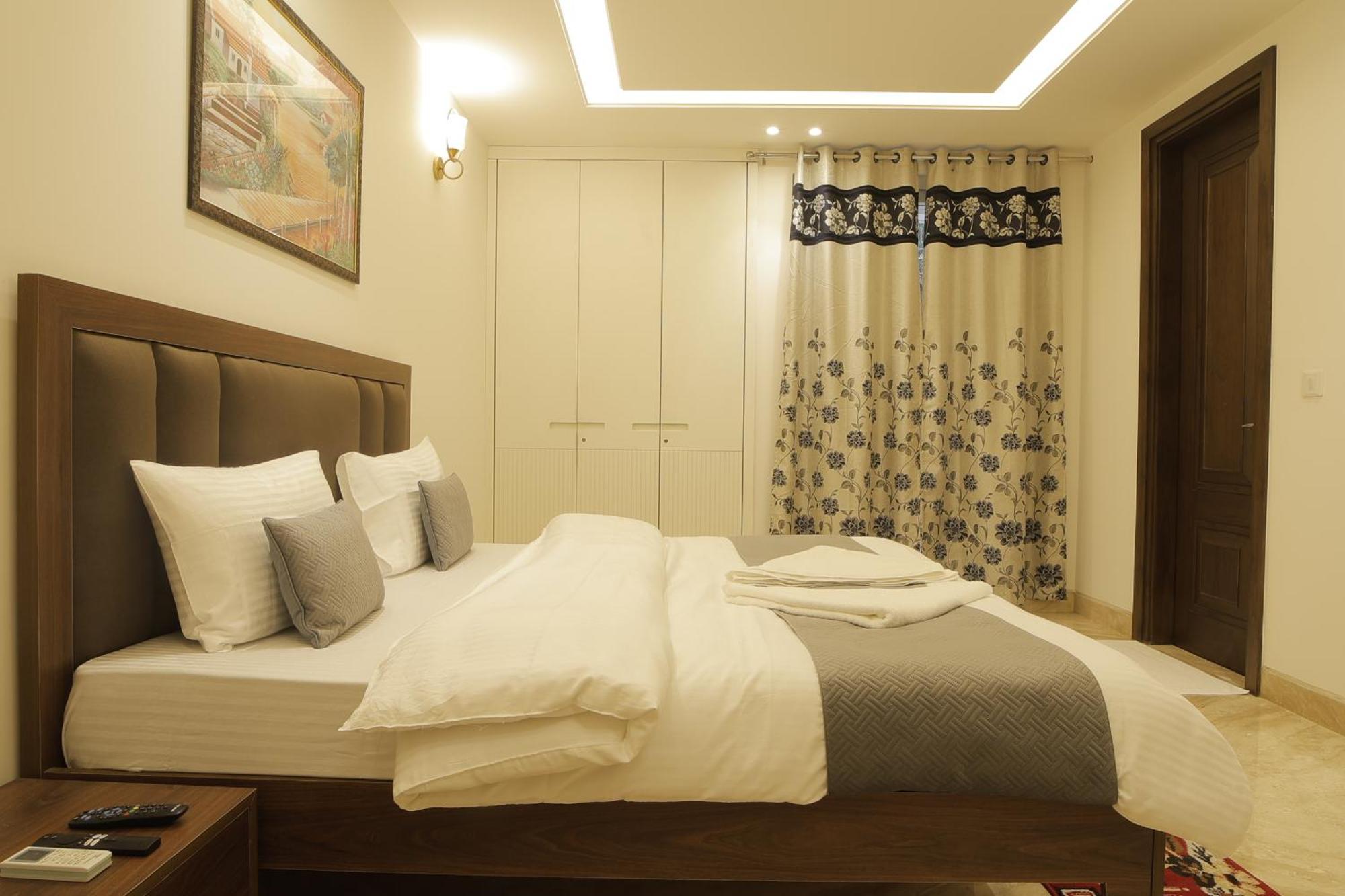 Under My Roof Superio Bed and Breakfast Νέο Δελχί Εξωτερικό φωτογραφία
